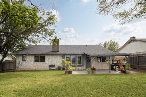 Tiny photo for 304 Skyloop DR, Austin, TX 78745 (MLS # 1086345)