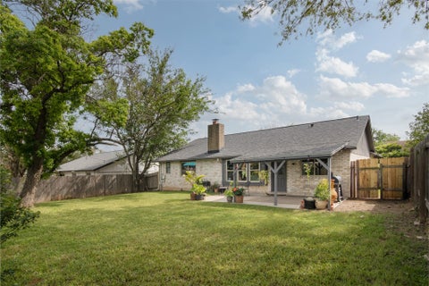 Tiny photo for 304 Skyloop DR, Austin, TX 78745 (MLS # 1086345)
