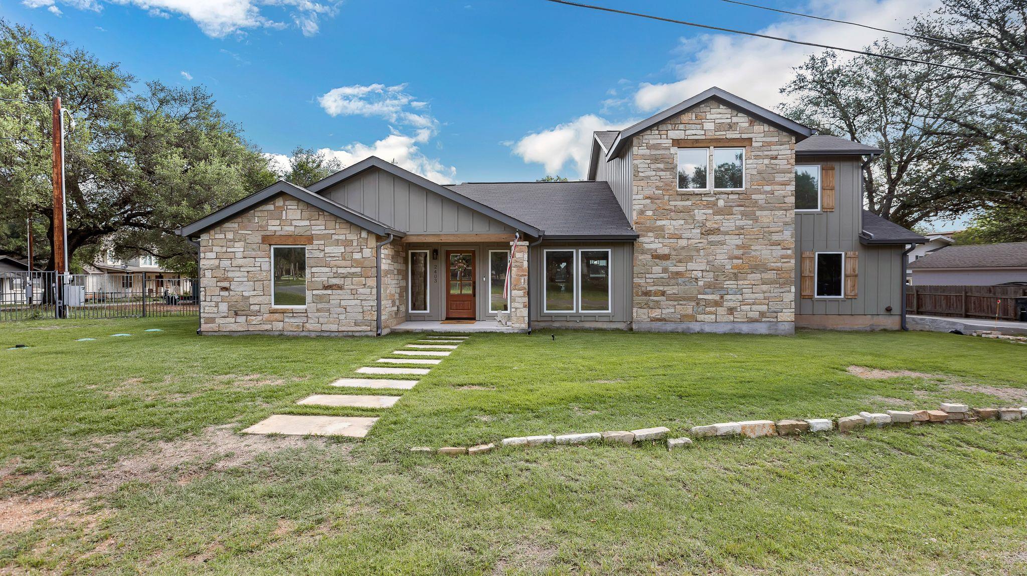 2403 Belaire East LN