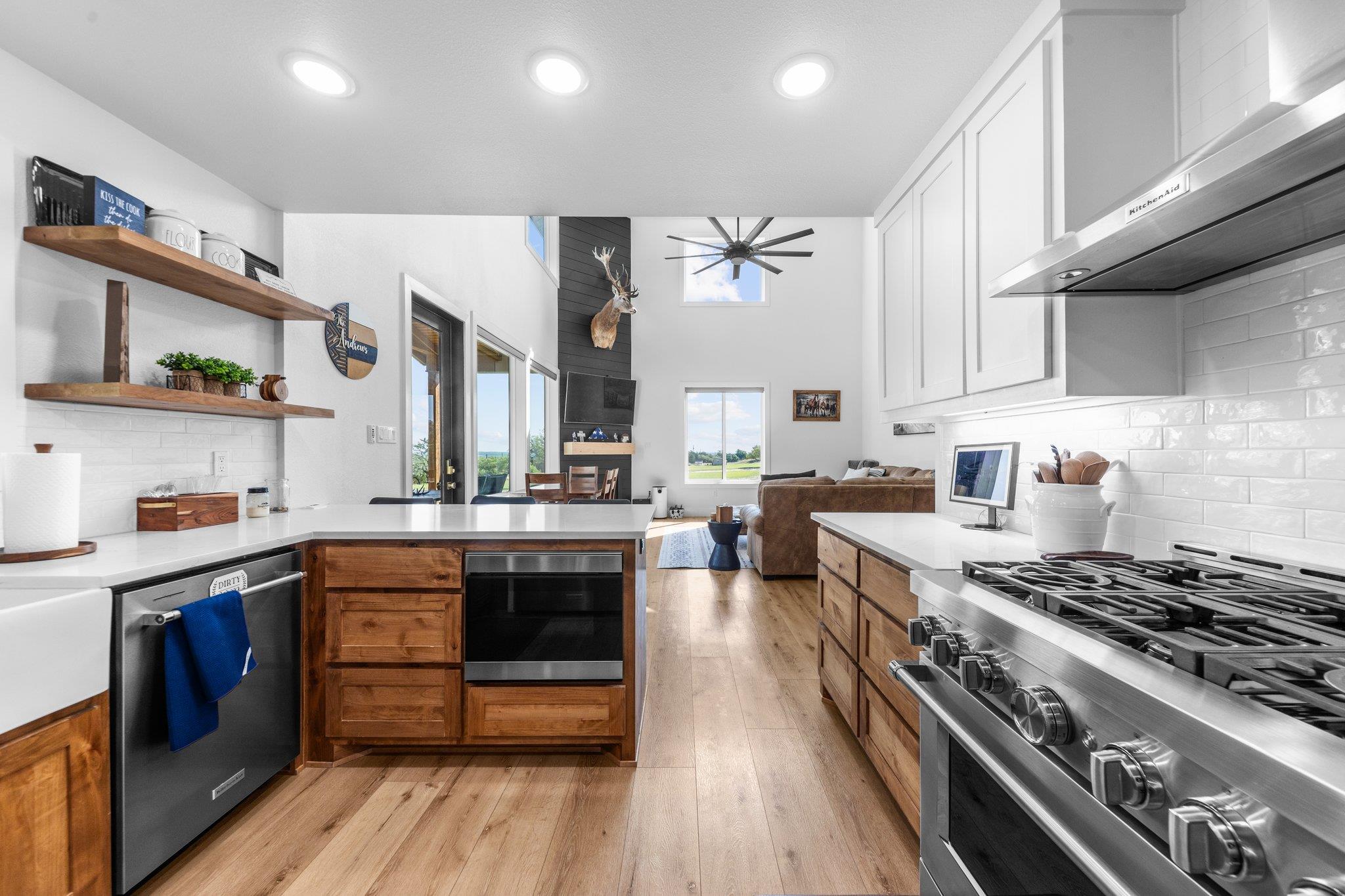 1800 Diamond Ridge DR