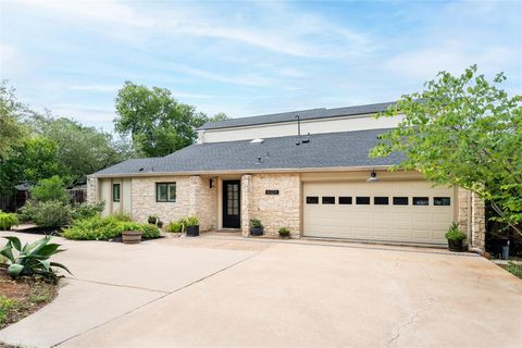 Photo of 4604 Fawnwood CV, Austin, TX 78735 (MLS # 7312344)