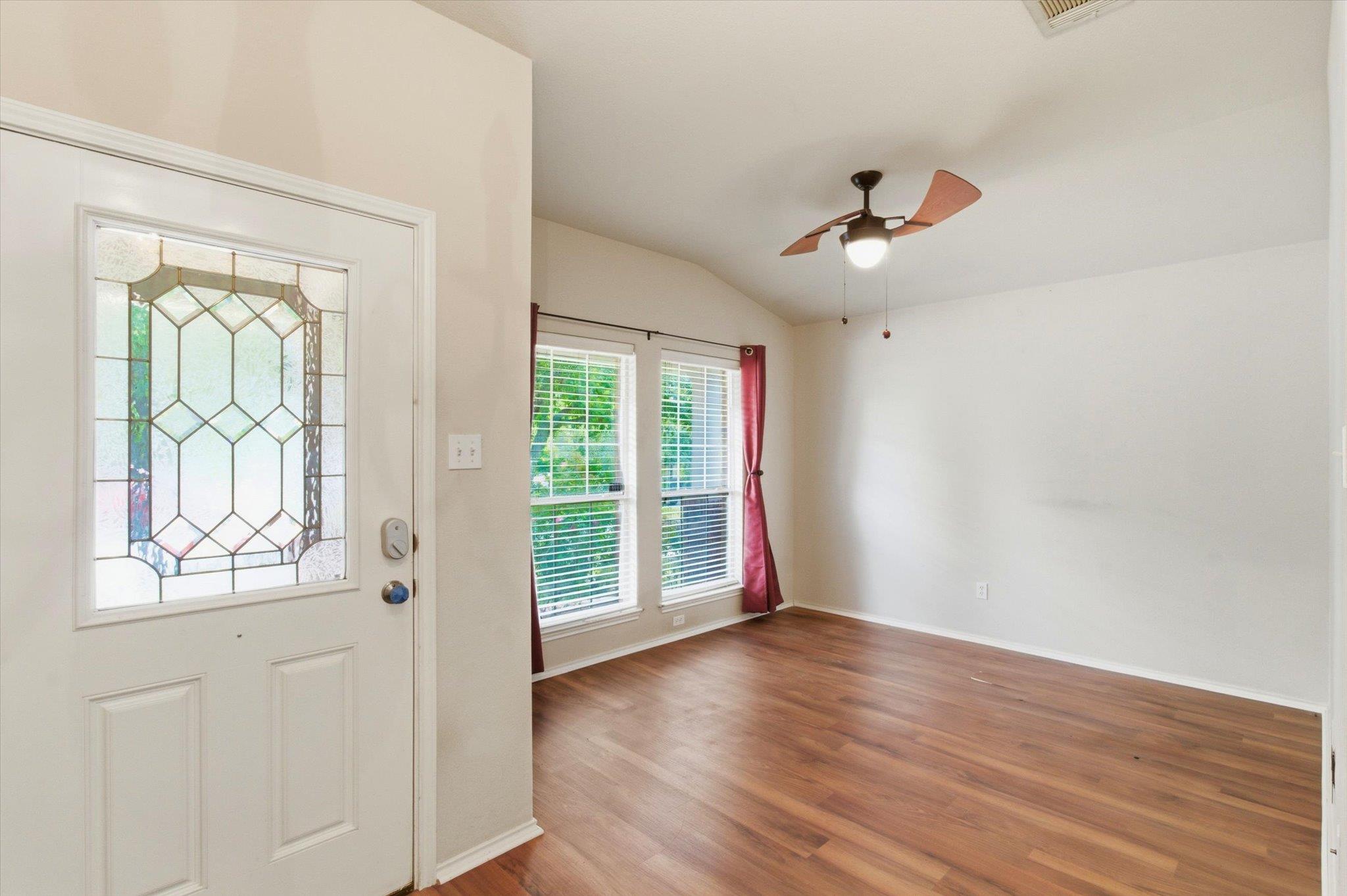 801 Covent DR