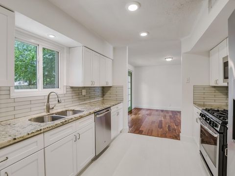 Tiny photo for 7617 Eastcrest DR, Austin, TX 78752 (MLS # 8725327)