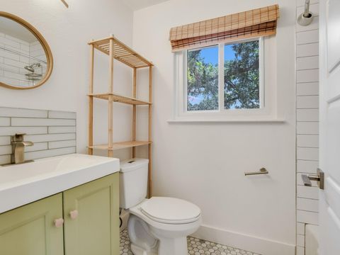 Tiny photo for 7617 Eastcrest DR, Austin, TX 78752 (MLS # 8725327)