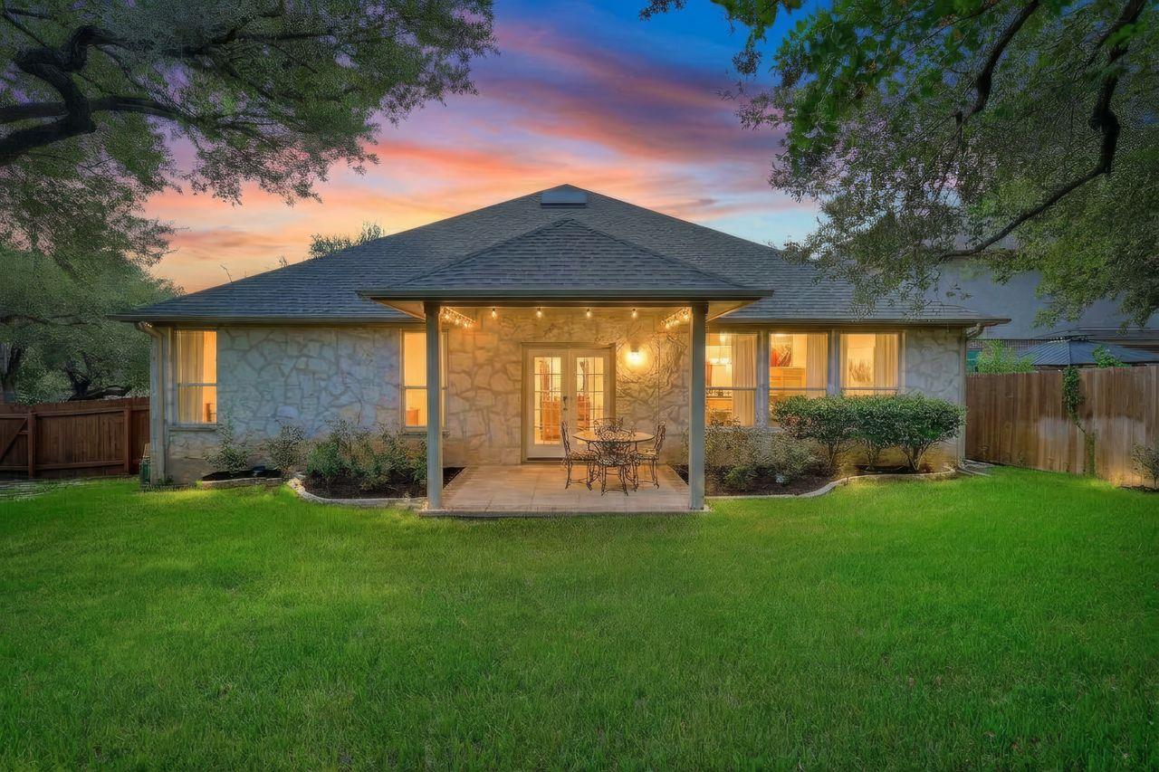 3992 Lord Byron CIR