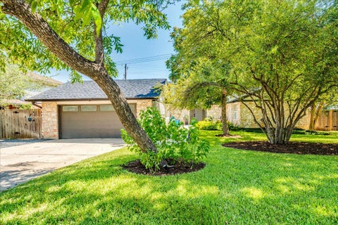Photo of 12601 Gristmill CV, Austin, TX 78750 (MLS # 7272442)