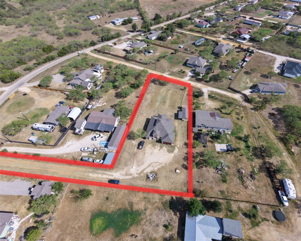 Photo of 199 McDonald LN W, Cedar Creek, TX 78612 (MLS # 6184479)