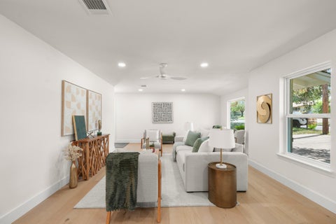 Tiny photo for 7010 Miranda DR, Austin, TX 78752 (MLS # 2724257)