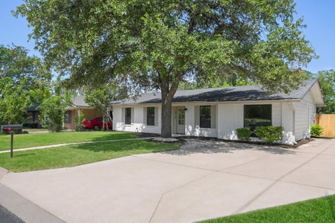 Tiny photo for 7010 Miranda DR, Austin, TX 78752 (MLS # 2724257)