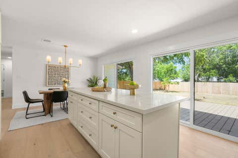 Tiny photo for 7010 Miranda DR, Austin, TX 78752 (MLS # 2724257)