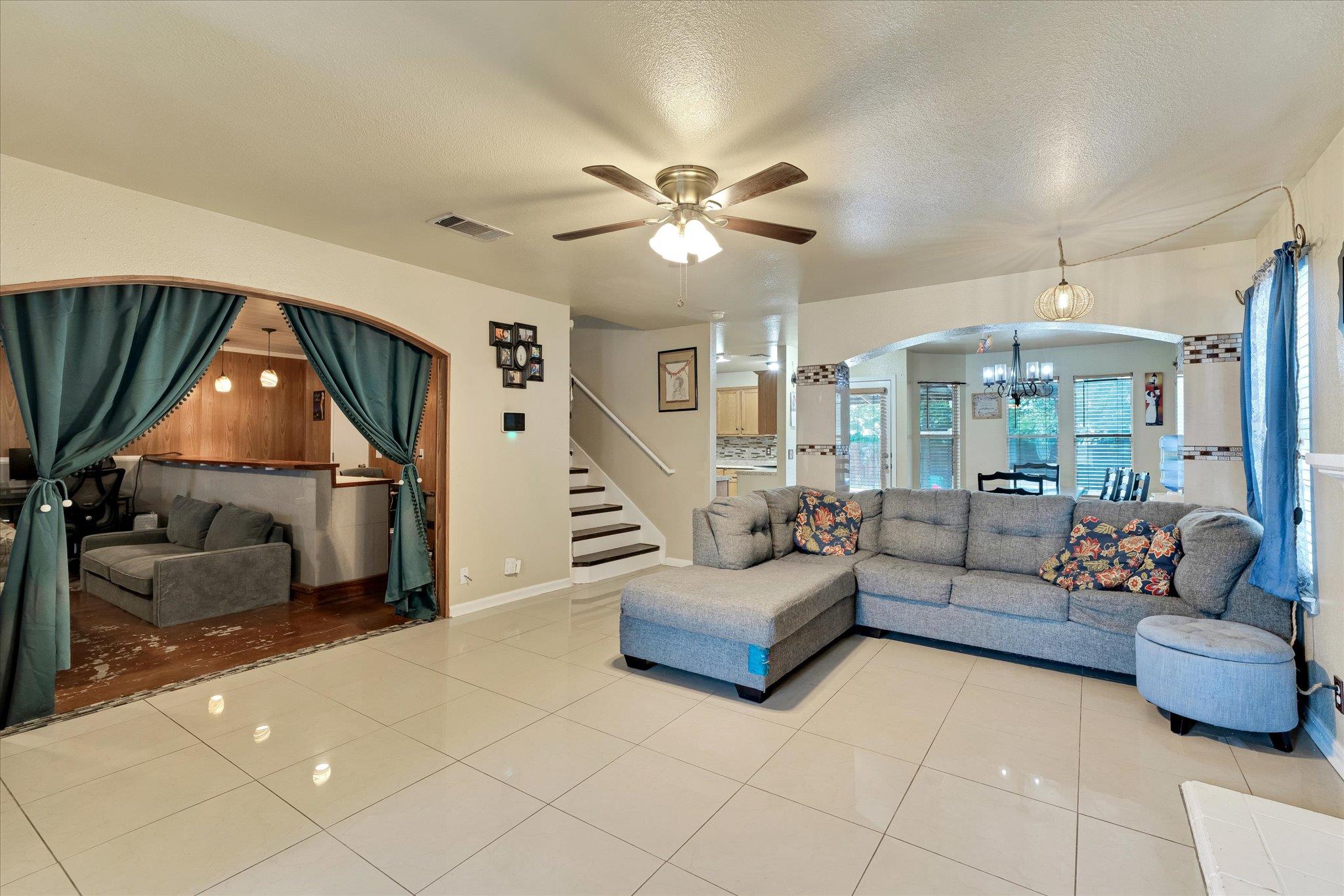 2601 Highcloud DR