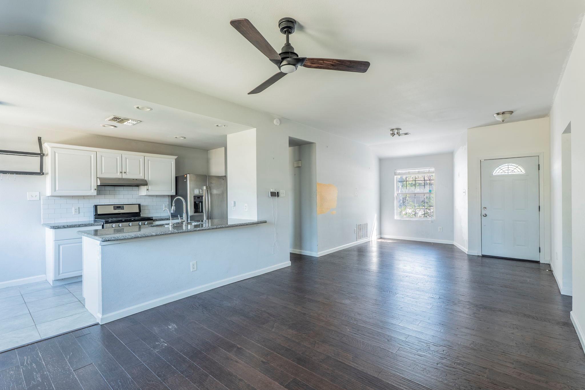 7204 Wardman DR