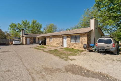 413 Thelma DR Austin TX 78745