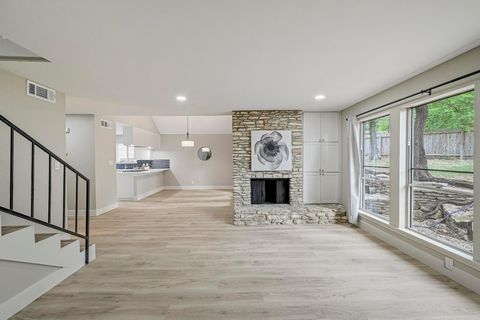 Tiny photo for 6004 Shadow Valley CV #B, Austin, TX 78731 (MLS # 8020156)