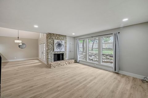Tiny photo for 6004 Shadow Valley CV #B, Austin, TX 78731 (MLS # 8020156)