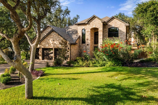 12104 ESTRADA CT, AUSTIN, TX 78732 - Image 839527cf3141d02b8625012d7e6ea3e7/376535490