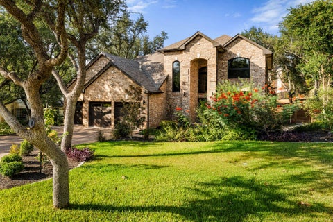 Photo of 12104 Estrada CT, Austin, TX 78732 (MLS # 6546063)