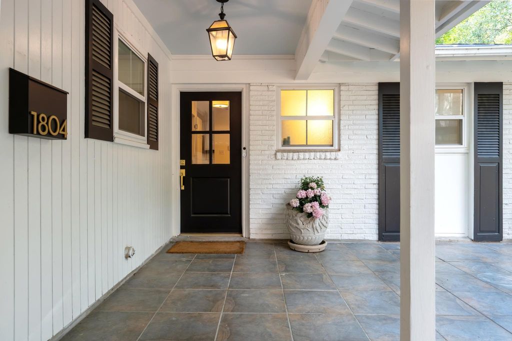 Photo of 1804 Raleigh Ave, Austin, TX 78703 (MLS # 9413215)