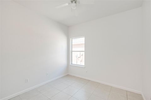Tiny photo for 11602 Liberty ST, Manor, TX 78653 (MLS # 1412542)