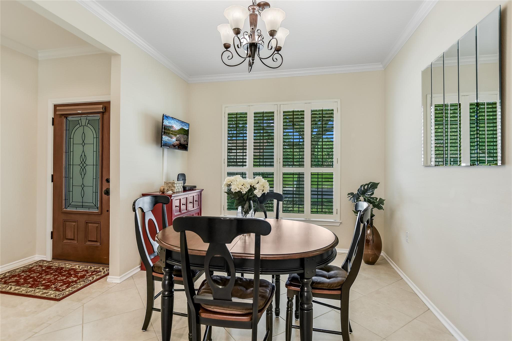 107 Ranier LN