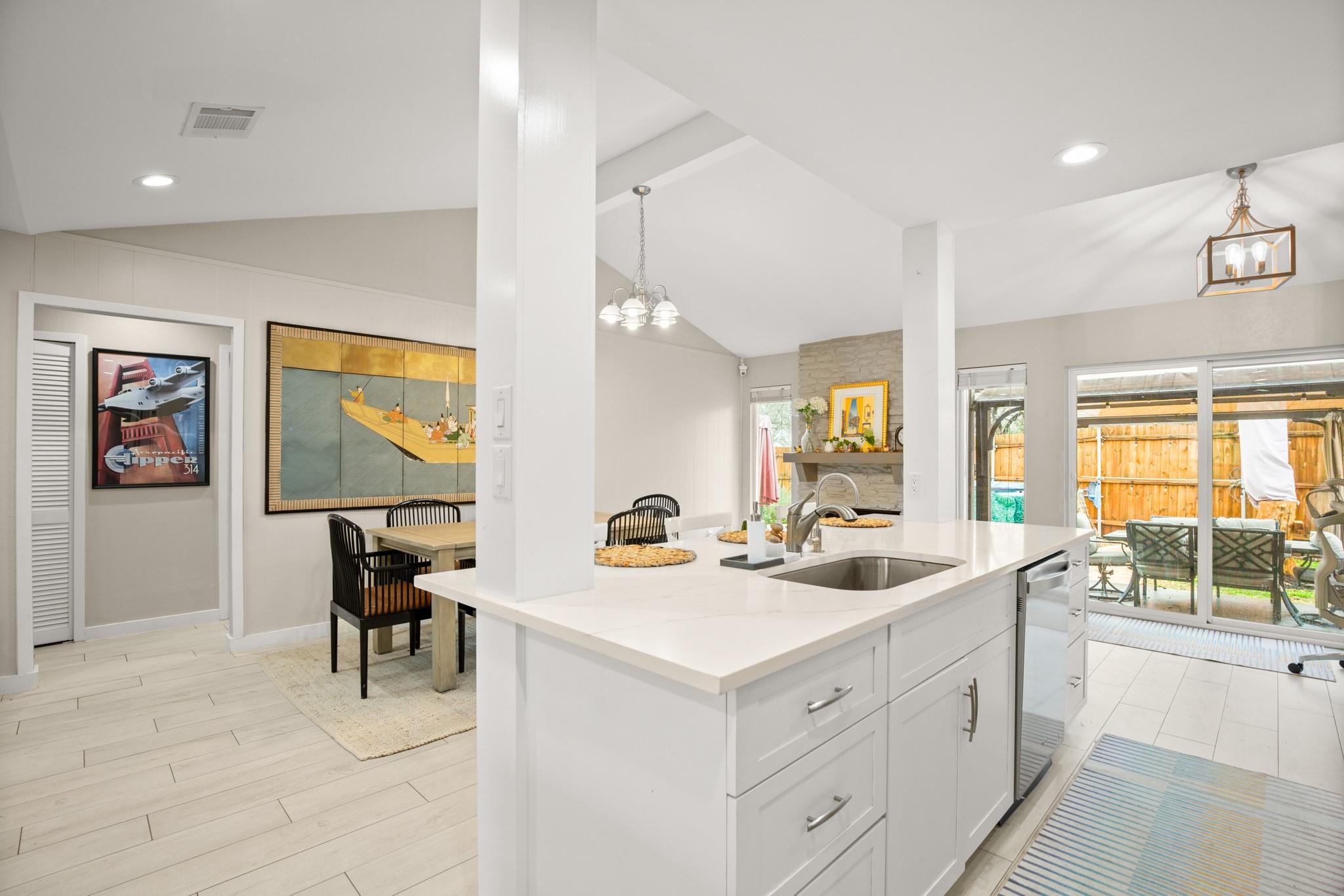 11915 Wander LN