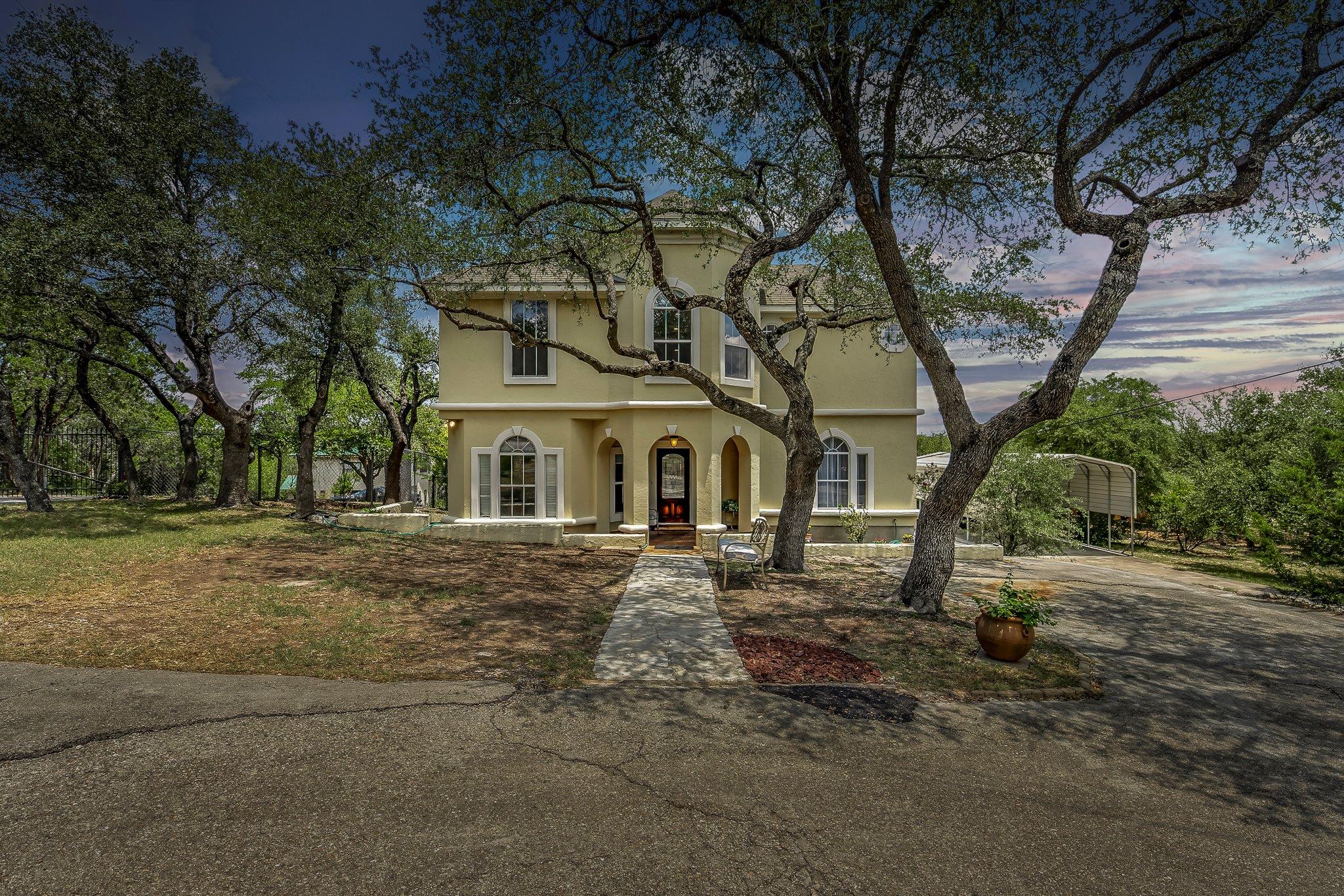 17004 Sleepy Hollow DR