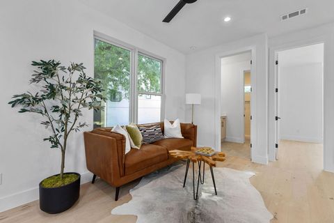 Tiny photo for 1119 Fairmount Ave, Austin, TX 78704 (MLS # 5371152)