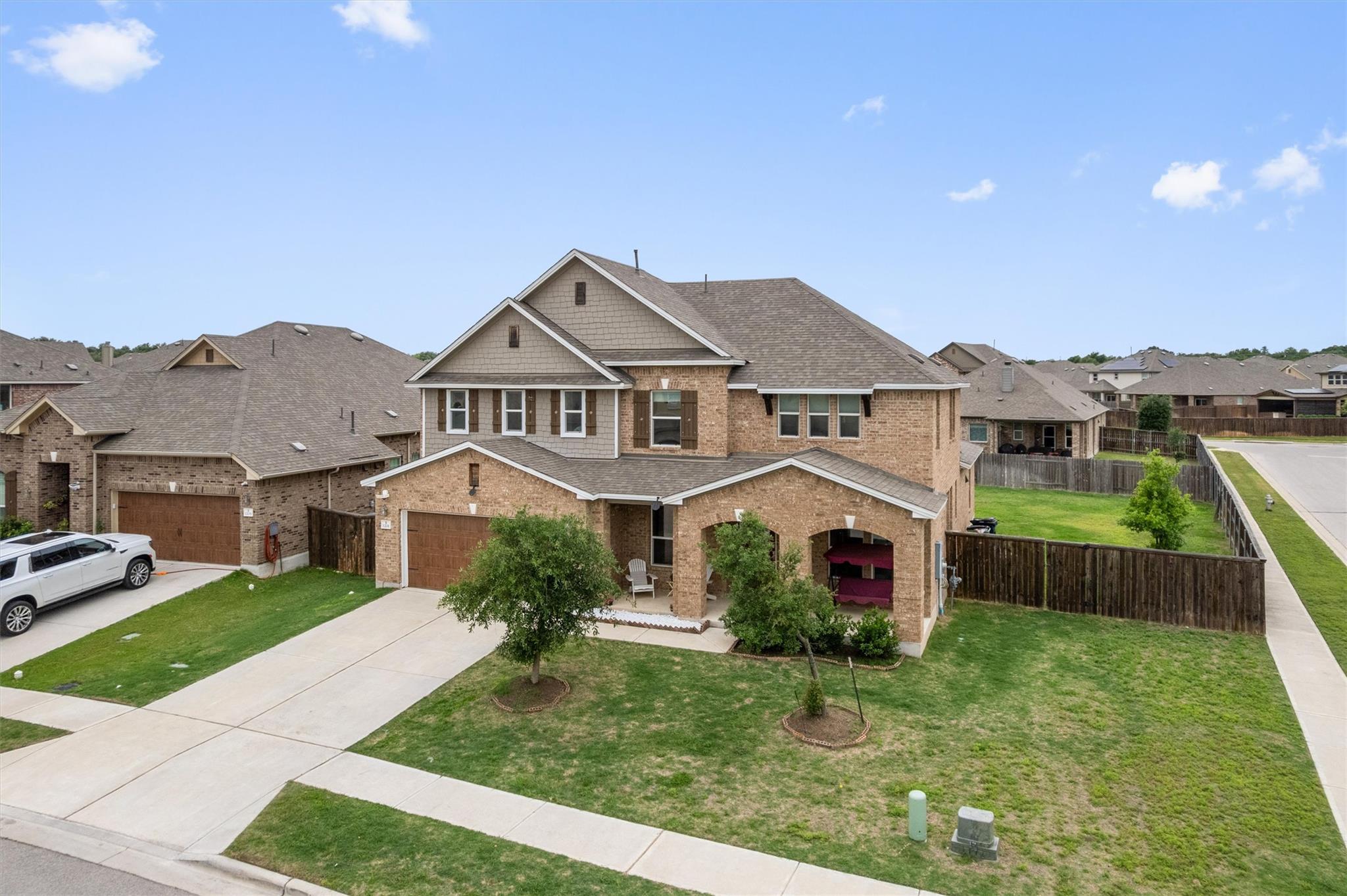 1201 Euless LN