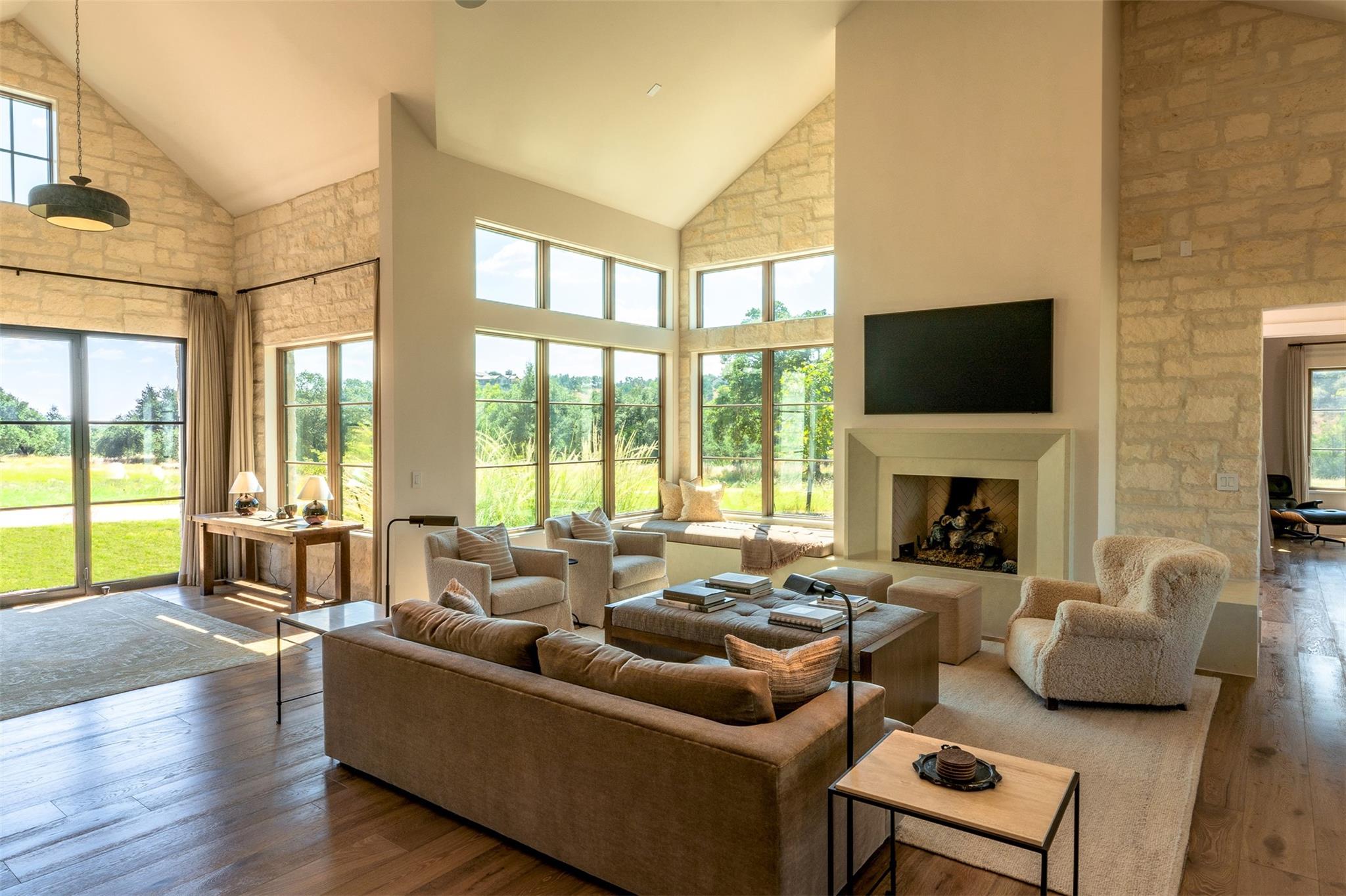 154 Presidio Ridge DR