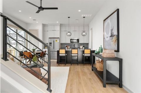 Photo of 1736 Bunche RD #B3, Austin, TX 78721 (MLS # 4505963)