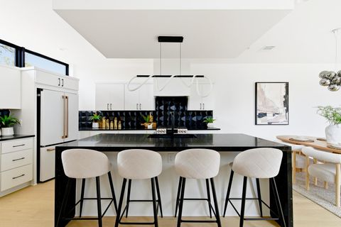 Tiny photo for 4613 Bolm DR, Austin, TX 78702 (MLS # 7769697)