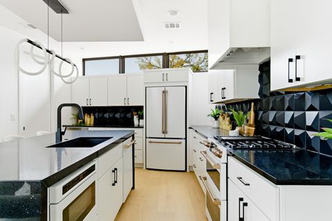 Tiny photo for 4613 Bolm DR, Austin, TX 78702 (MLS # 7769697)