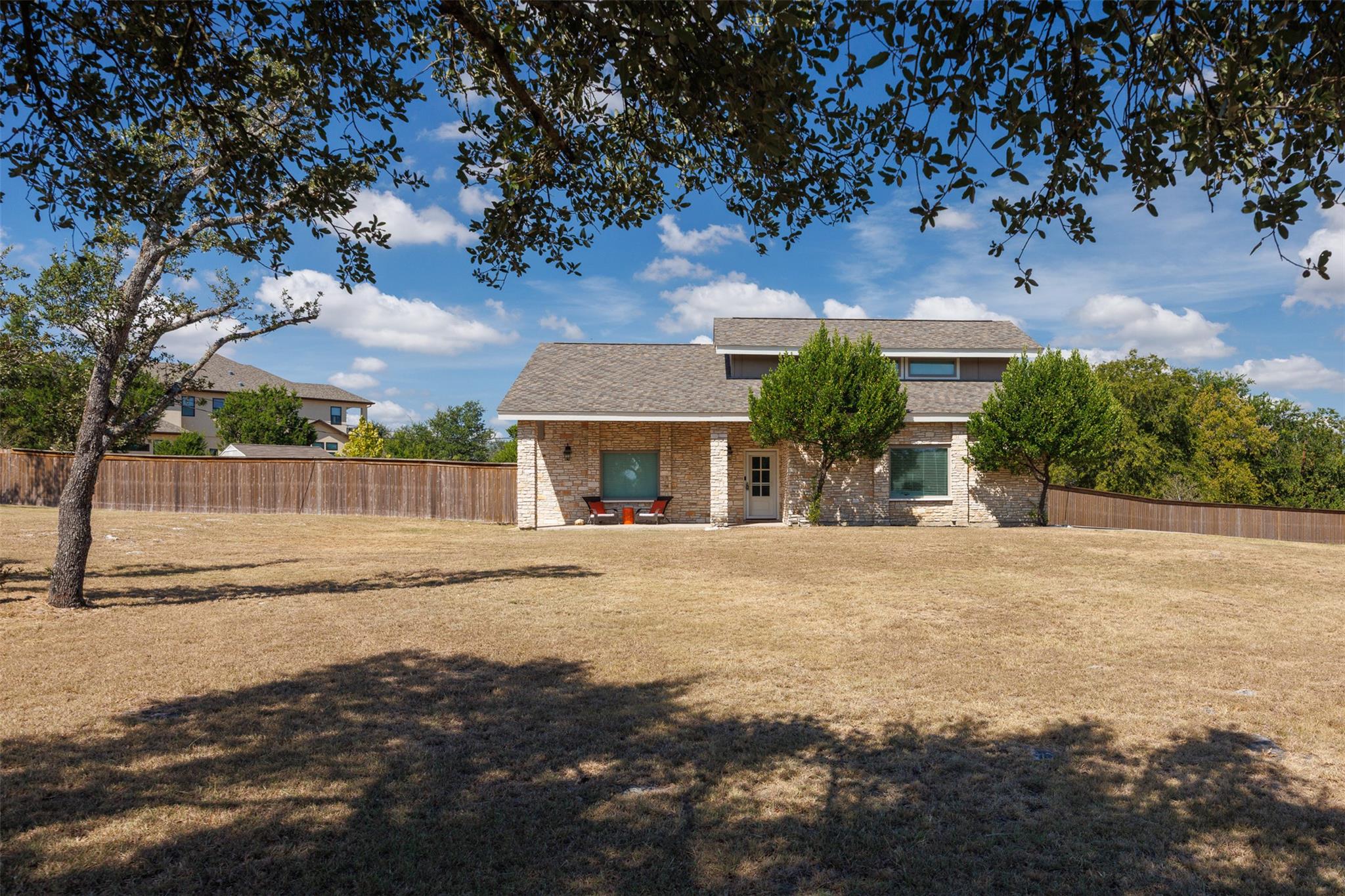1910 Walsh DR