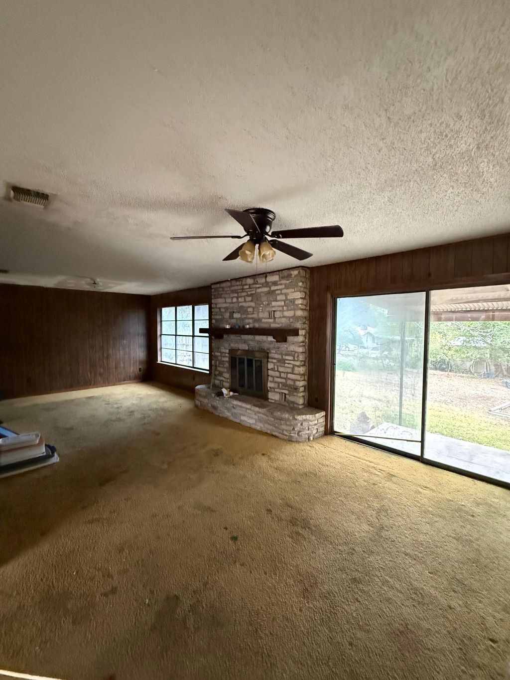 Photo of 205 Hughson DR, San Marcos, TX 78666 (MLS # 8020072)