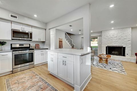 Tiny photo for 6113 Reicher DR, Austin, TX 78723 (MLS # 5235830)