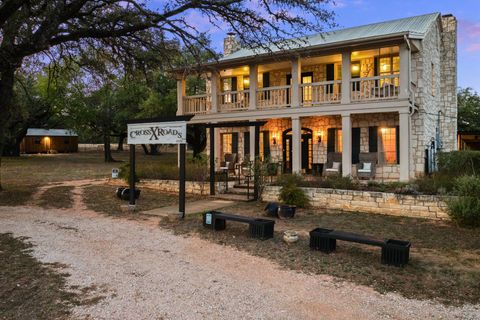 625 N Nugent Ave Johnson City TX 78636