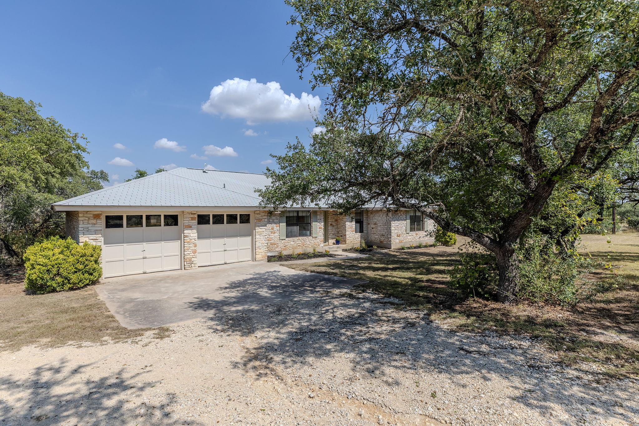 110 Skyview LN