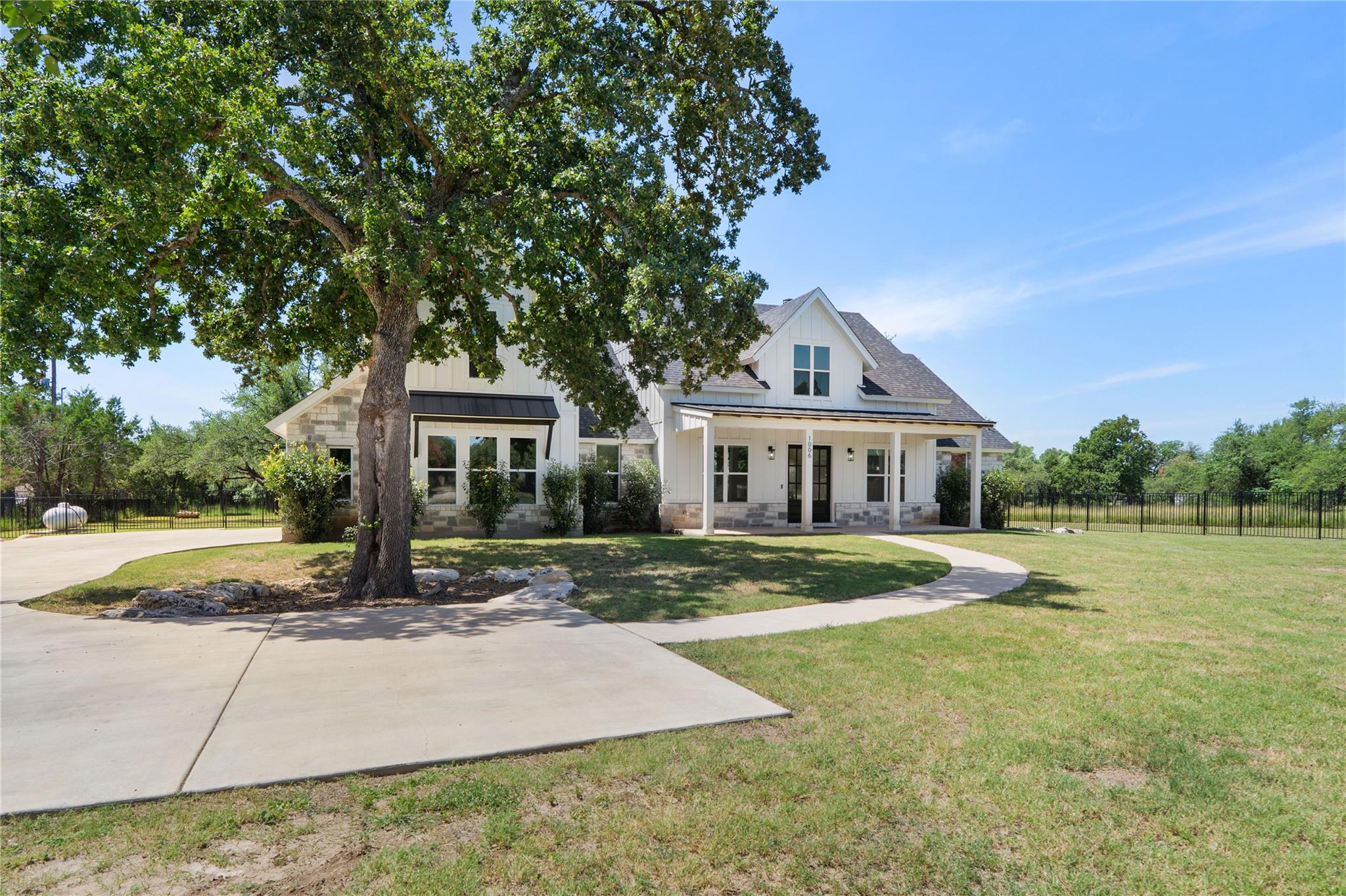 1006 Cedar Park DR