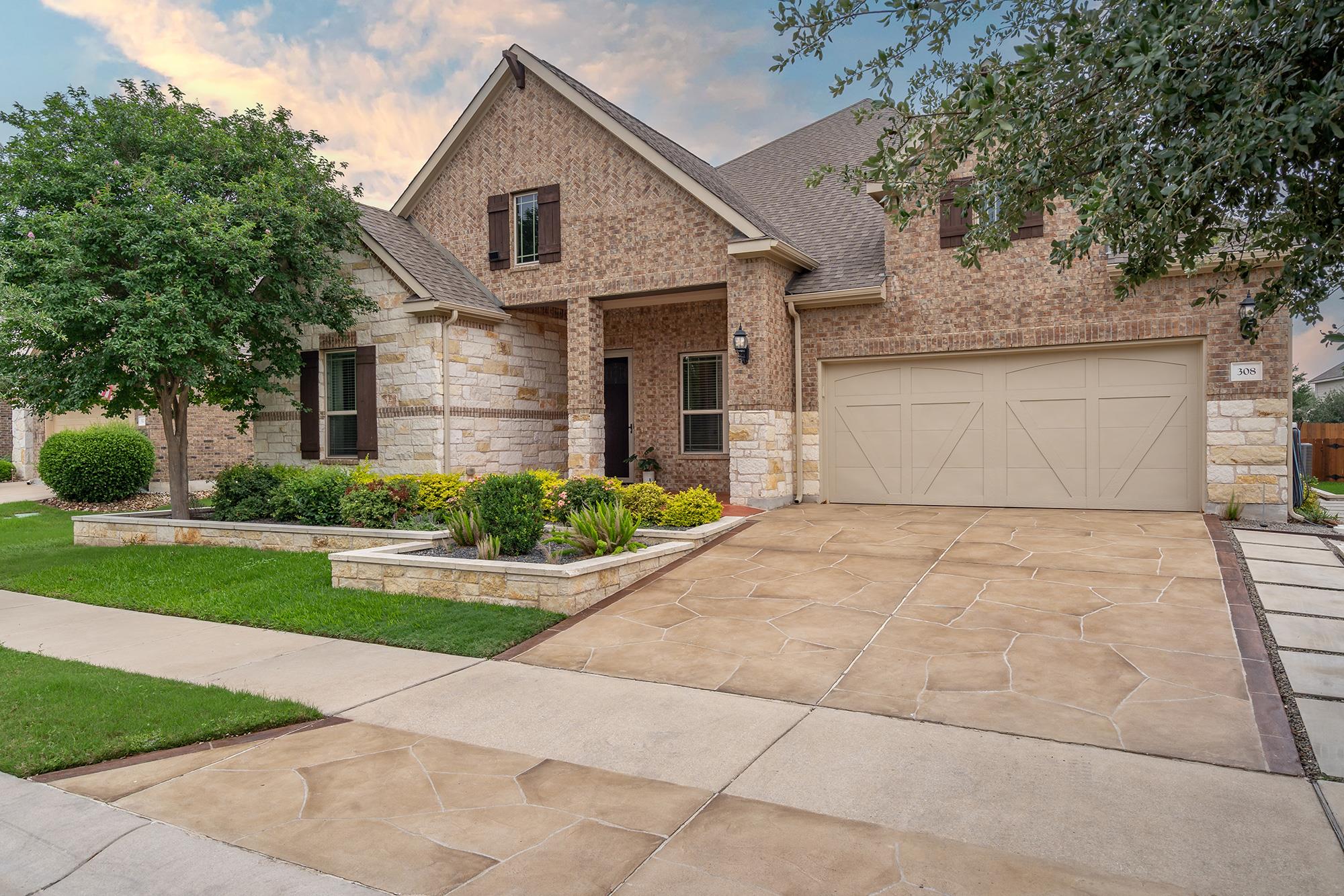 308 Bluehaw DR
