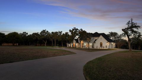 3 Coach House RD Austin TX 78737