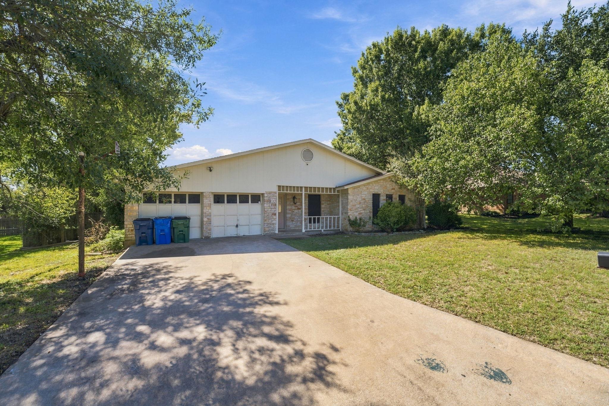 2105 Mildred DR