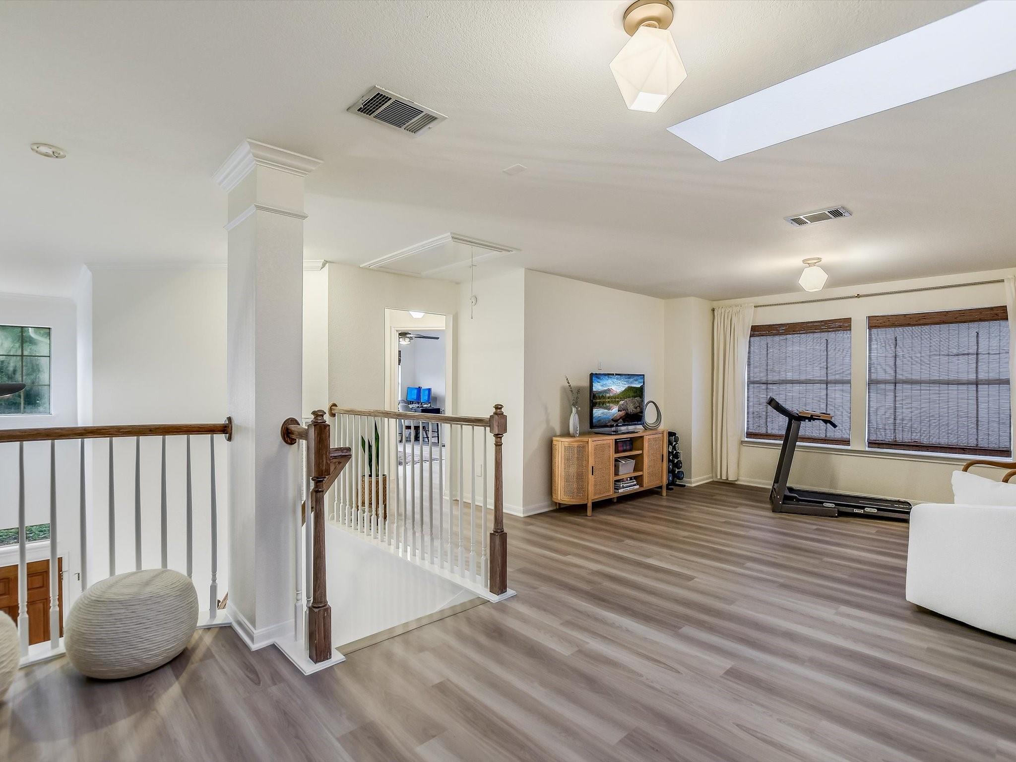 Austin, Texas 78727, United States, 3 Bedrooms Bedrooms, ,3 BathroomsBathrooms,Residential,Pending,48659