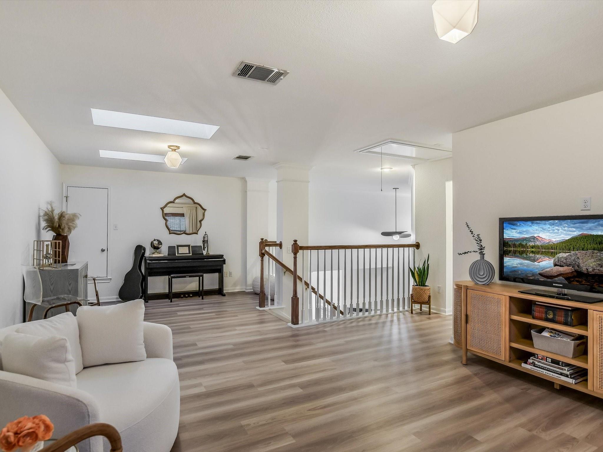 Austin, Texas 78727, United States, 3 Bedrooms Bedrooms, ,3 BathroomsBathrooms,Residential,Pending,48659