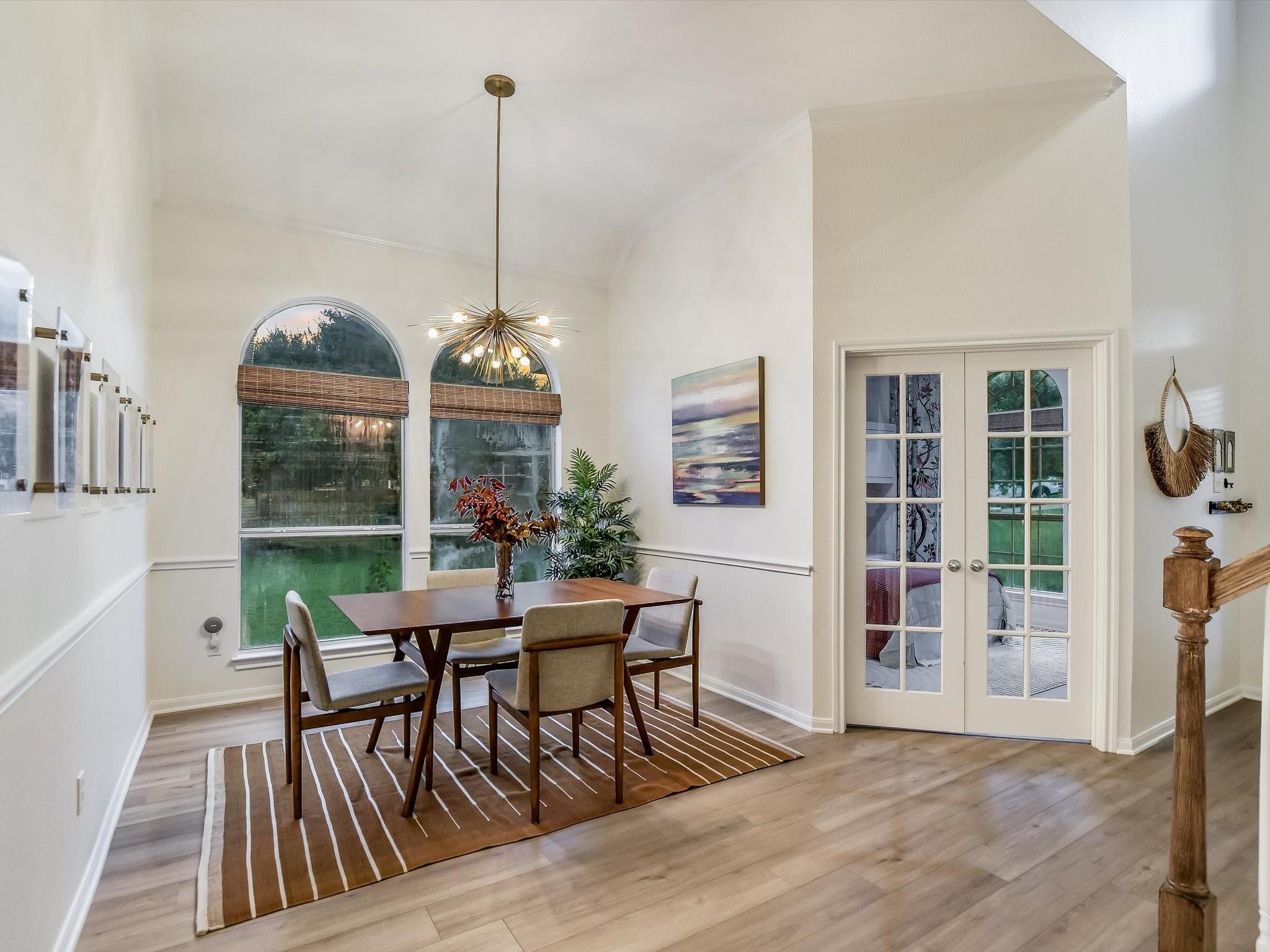 Austin, Texas 78727, United States, 3 Bedrooms Bedrooms, ,3 BathroomsBathrooms,Residential,Pending,48659