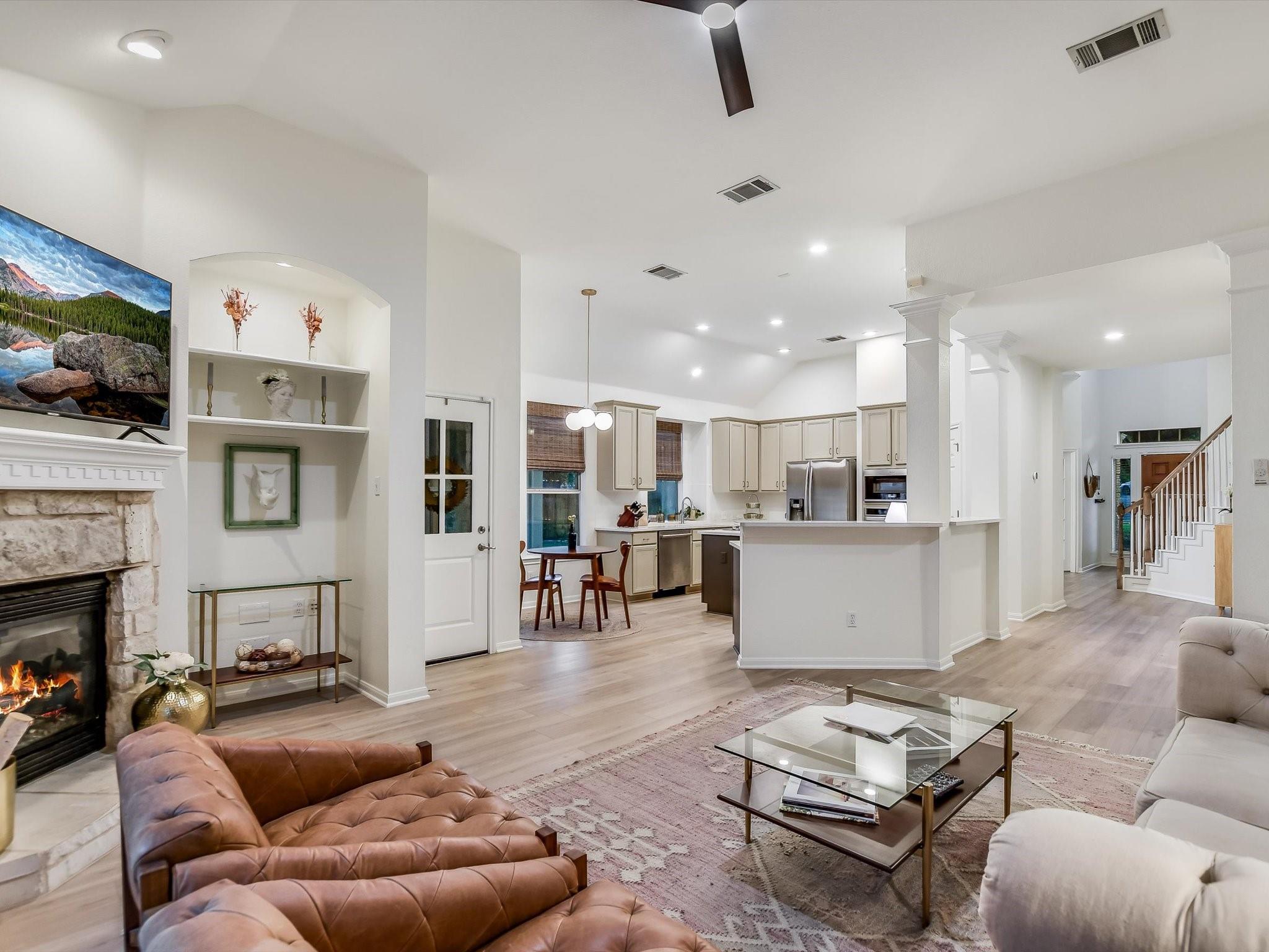 Austin, Texas 78727, United States, 3 Bedrooms Bedrooms, ,3 BathroomsBathrooms,Residential,Pending,48659