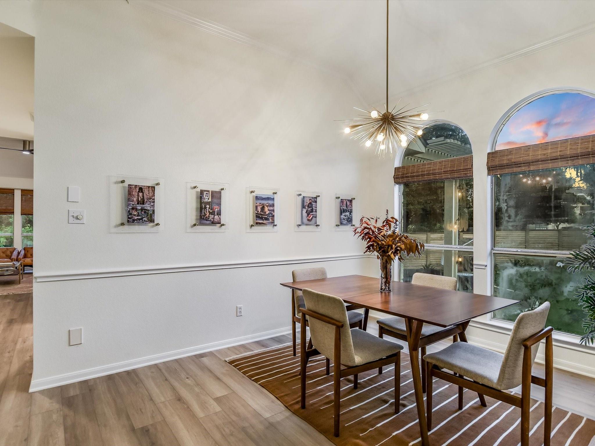 Austin, Texas 78727, United States, 3 Bedrooms Bedrooms, ,3 BathroomsBathrooms,Residential,Pending,48659