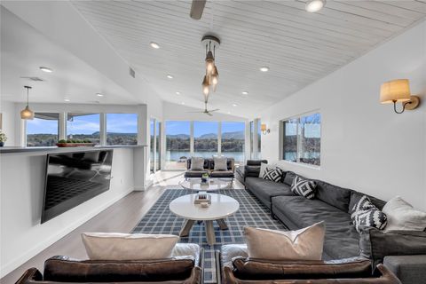 4306 River Oaks DR Kingsland TX 78639