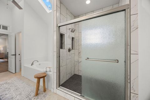 Tiny photo for 10502 Grand Oak DR, Austin, TX 78750 (MLS # 7723263)