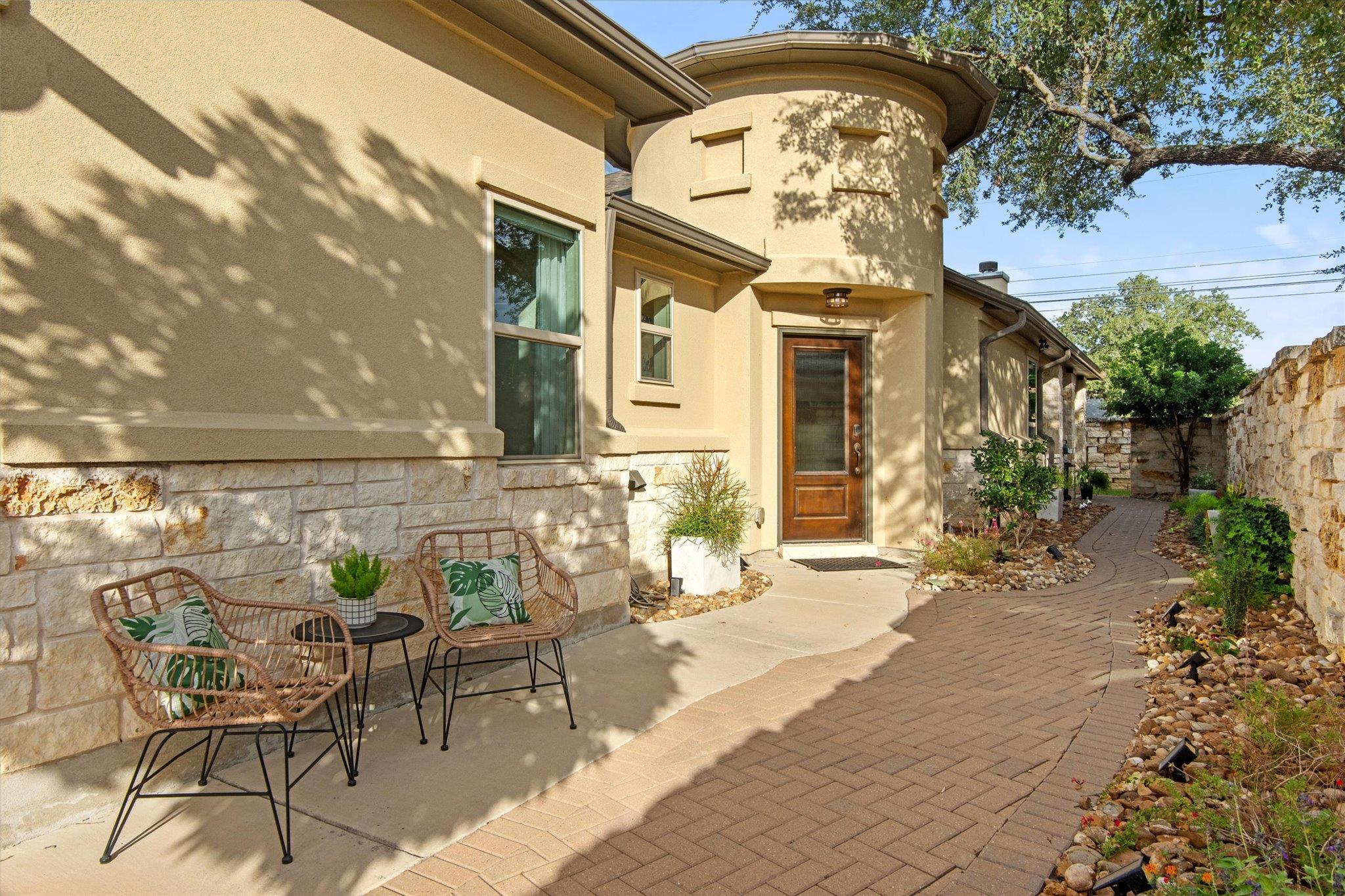 549 Clubhouse DR G