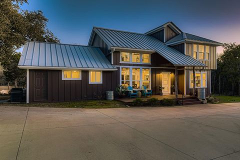 12901 Wire RD Leander TX 78641